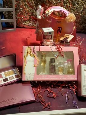 Paris Hilton Once Upon A Star Clutch+ Perfume+ Natasha Denona Etc.!!